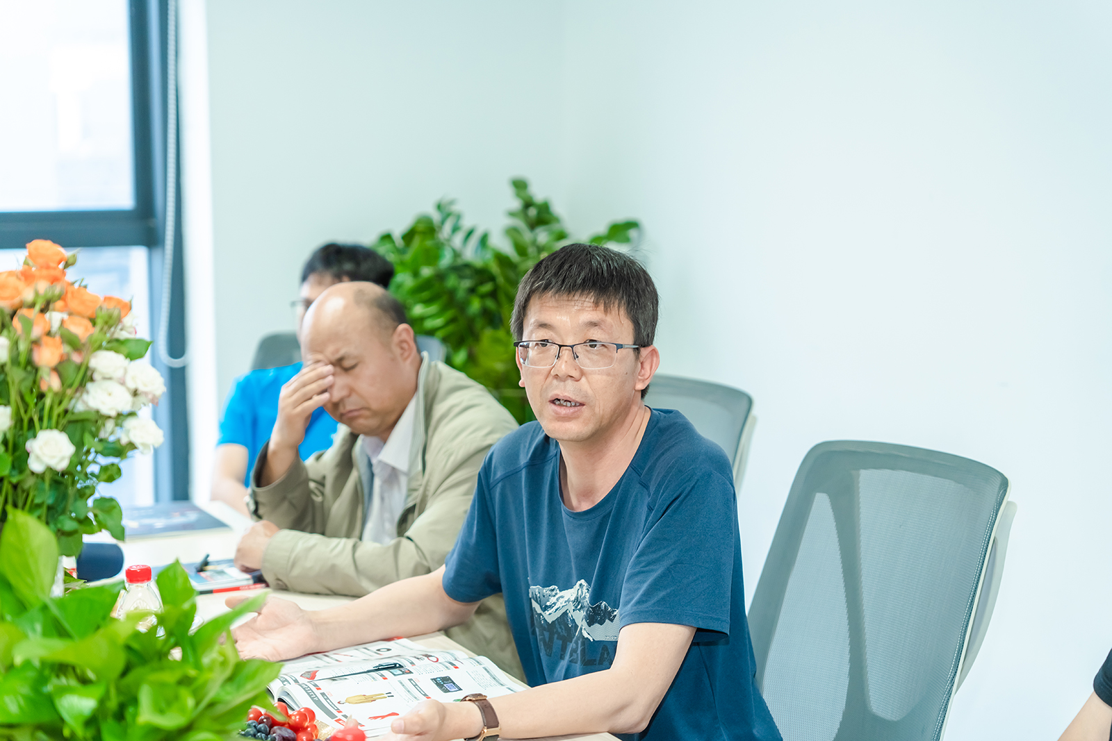 百思泰 | 青海學院各領導蒞臨考察,攜手探討未來 百思泰 | 青海學院各領導蒞臨考察,攜手探討未來